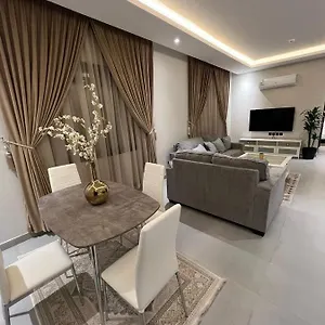 احجز هنا